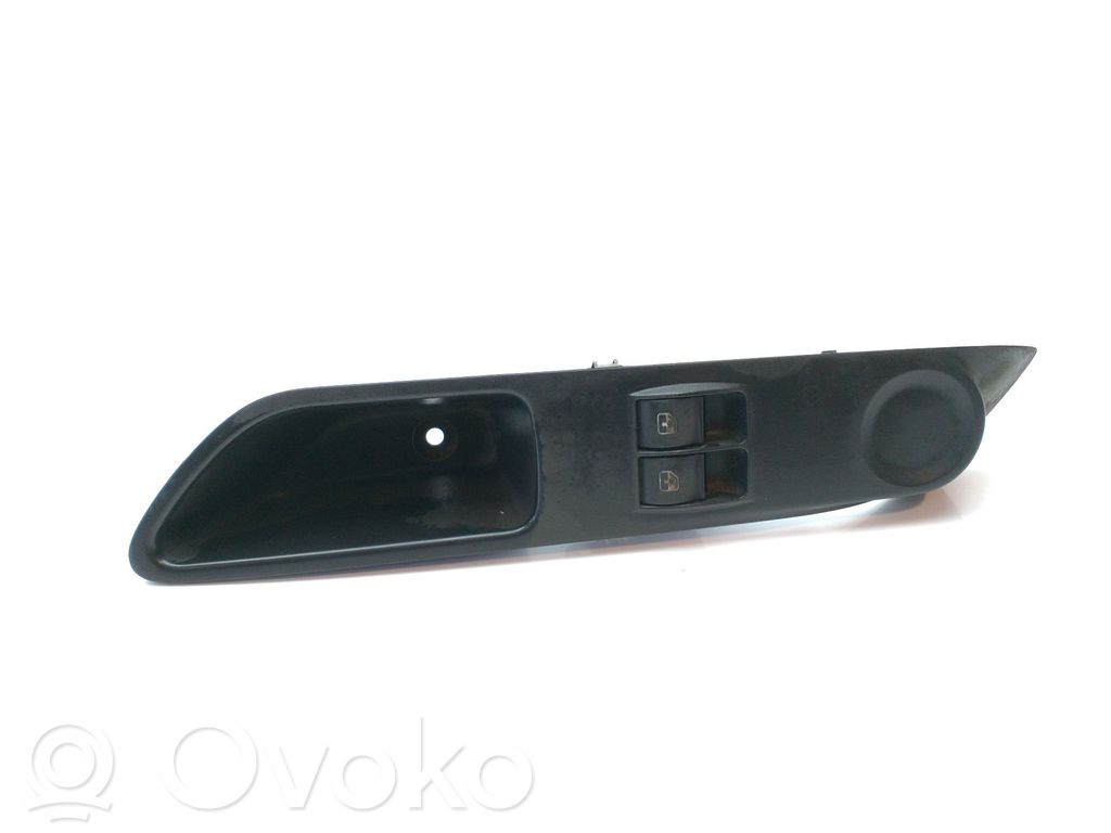 Iveco Daily 6th gen Electric window control switch 