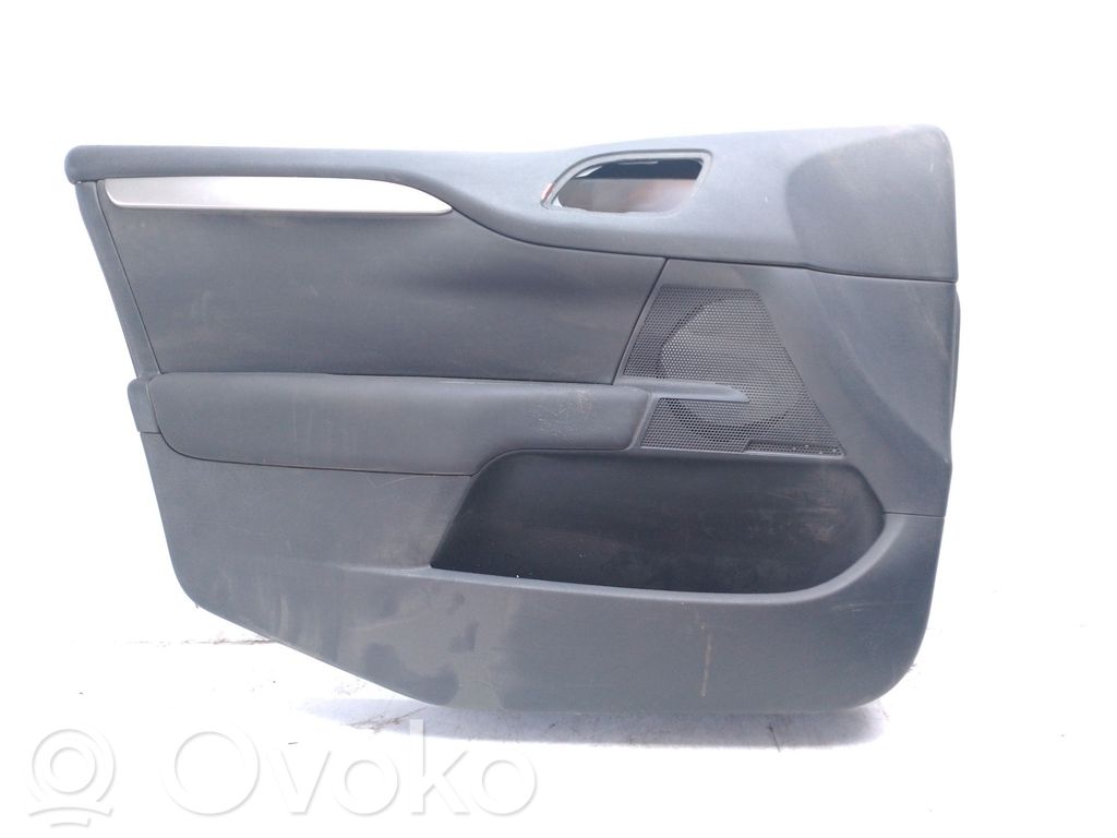 Citroen C4 Cactus Etuoven verhoilu 