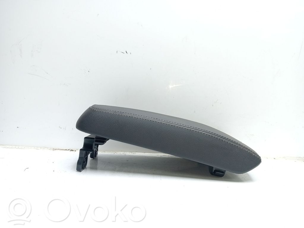 Volvo XC90 Armrest 