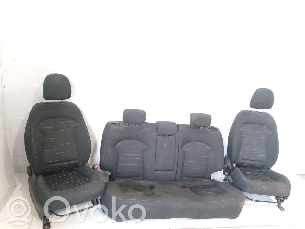 Seat Leon (5F) Istuinsarja 