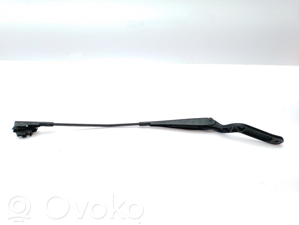 Wischerarm vorne   1690970,3M5117526AC