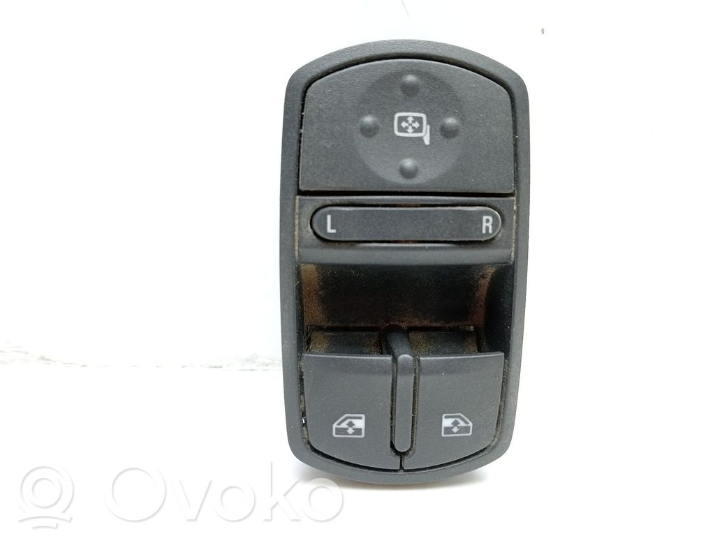 Electric window control switch   13258521AA,315625731
