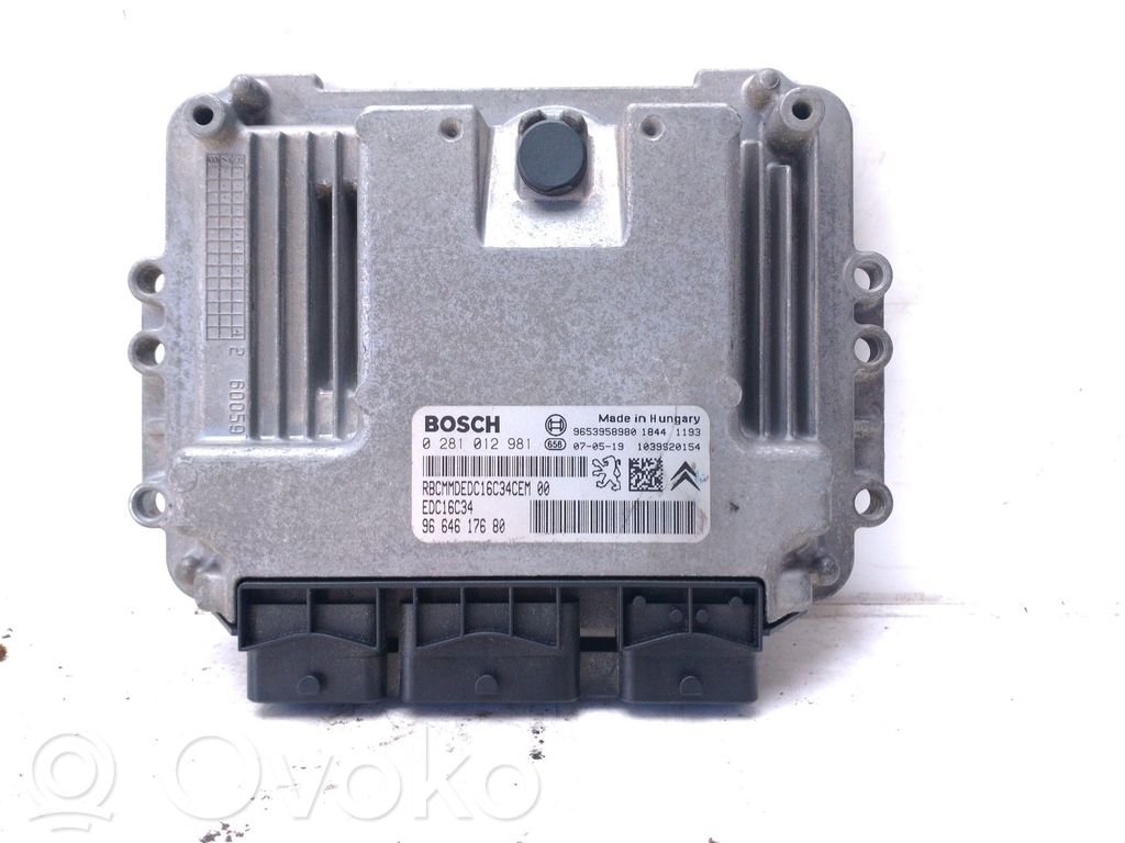 Citroen C4 II Engine control unit/module 