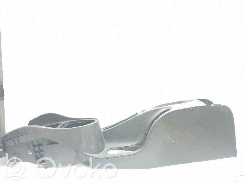 Seat Leon (1P) Reposabrazos 