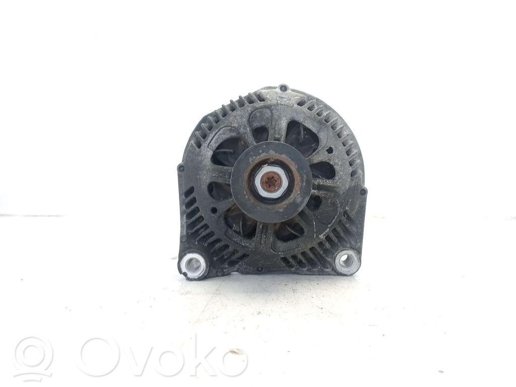 BMW 5 E39 Ģenerators 