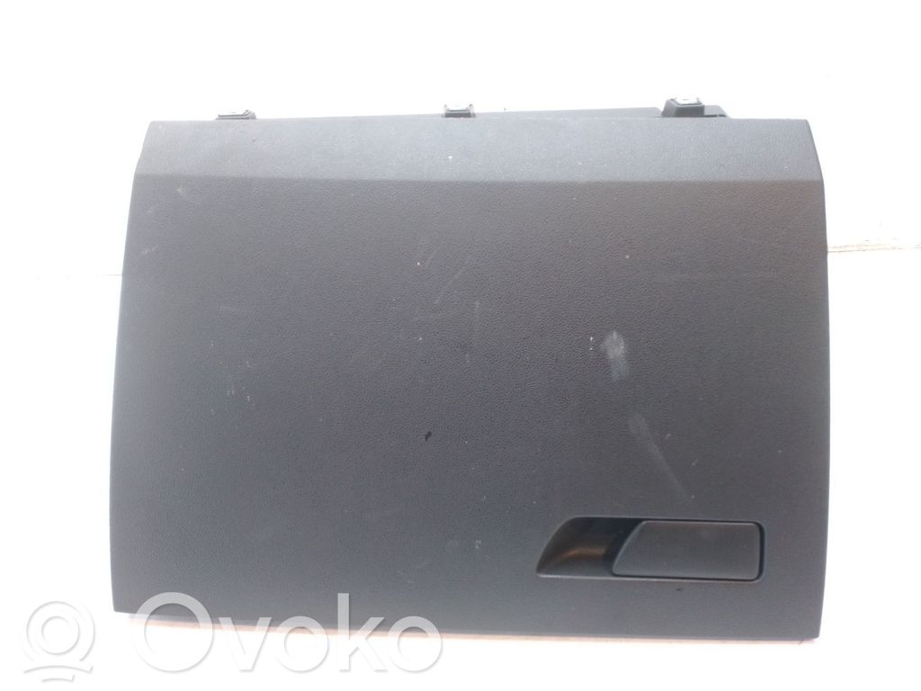 Daiktadėžė   5F1857095K