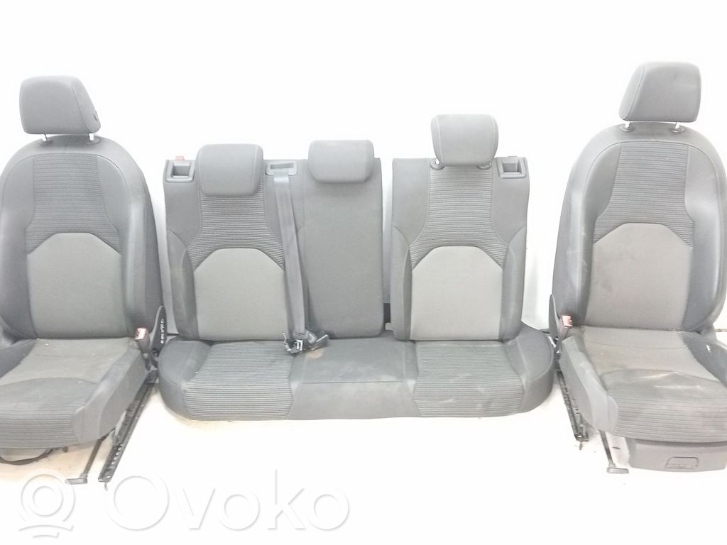 Seat Leon (5F) Sitze komplett 