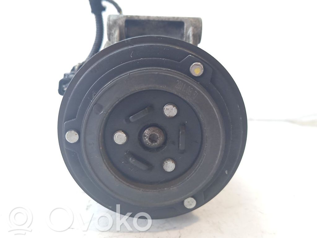 Opel Astra J Compresor (pompă) aer condiționat (A/C) 