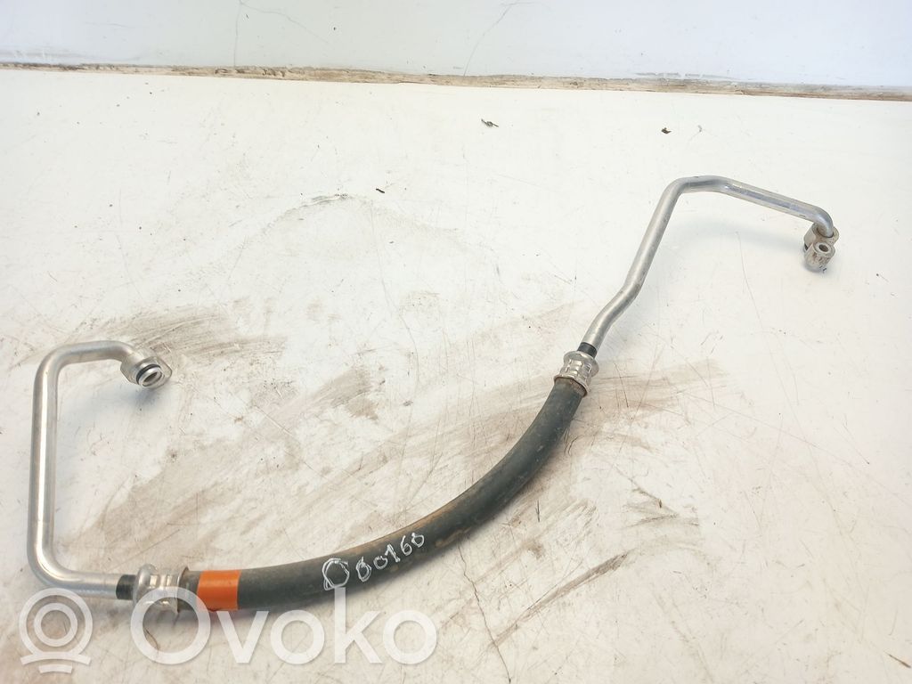 Toyota Corolla E160 E170 Ilmastointilaitteen putki (A/C) 