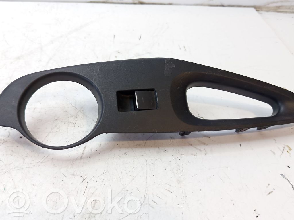 Toyota Corolla E160 E170 Electric window control switch 