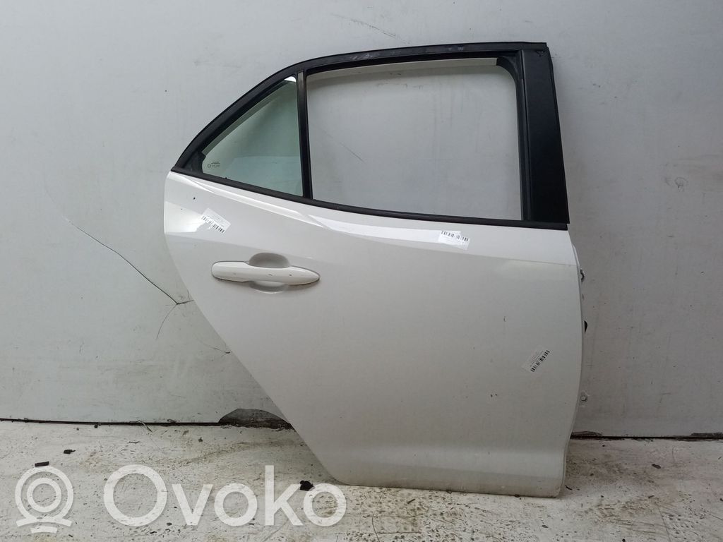 Toyota Corolla E160 E170 Galinės durys 