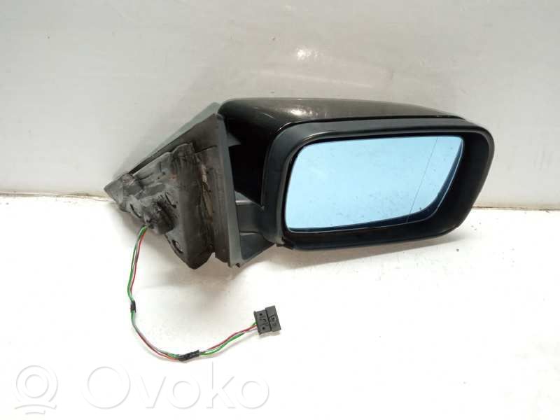 Front door electric wing mirror