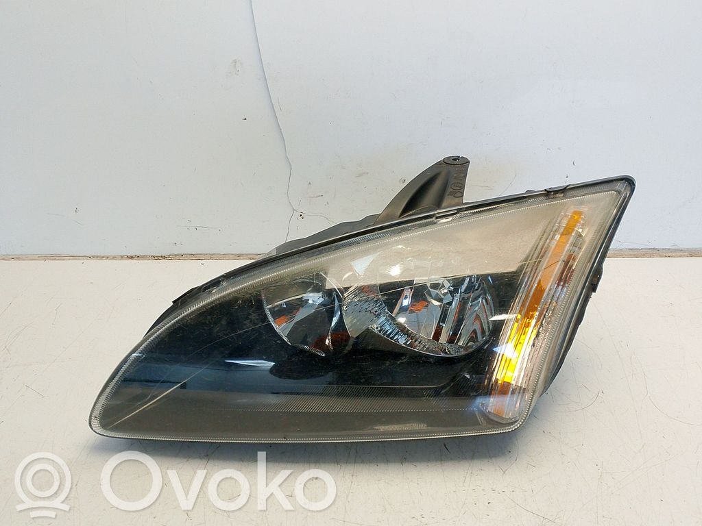 Ford Focus Headlight/headlamp 