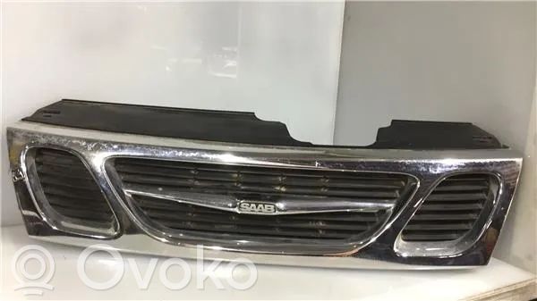 Front grill   4677191