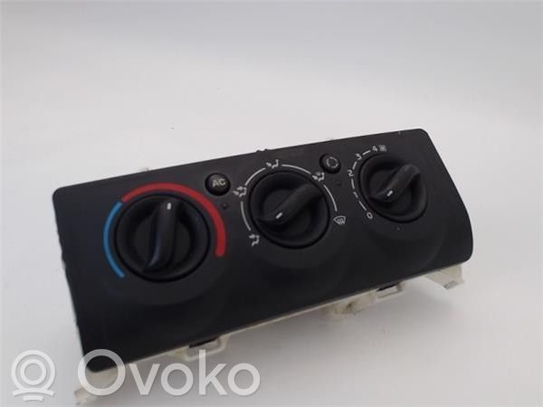 Renault Clio II Climate control unit 