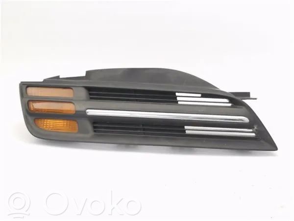 Nissan Micra C+C Fender grill 