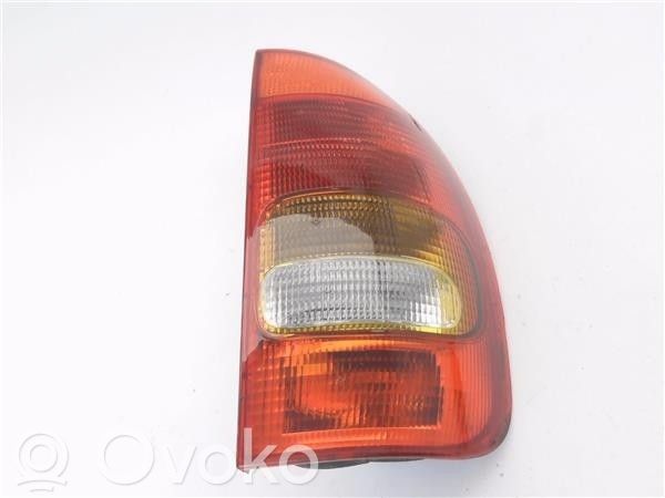 Opel Corsa B Lampă spate în caroserie 
