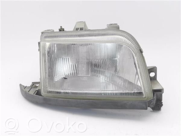 Renault Clio I Headlight/headlamp 