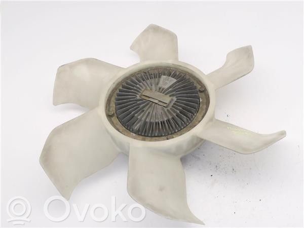 Mitsubishi Montero Viskoottinen puhallin