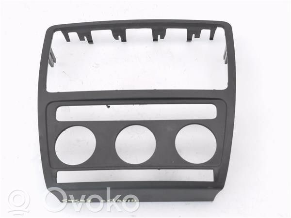 Skoda Octavia Mk2 (1Z) Altre parti del cruscotto 