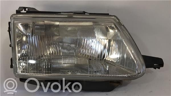 Citroen Saxo Lampa przednia