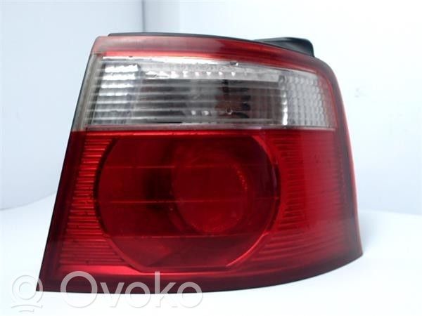 KIA Carens I Lampa tylna 