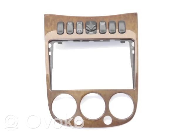 Mercedes-Benz A W168 Console centrale