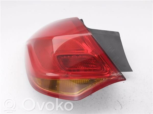 Opel Astra J Rückleuchte Heckleuchte 