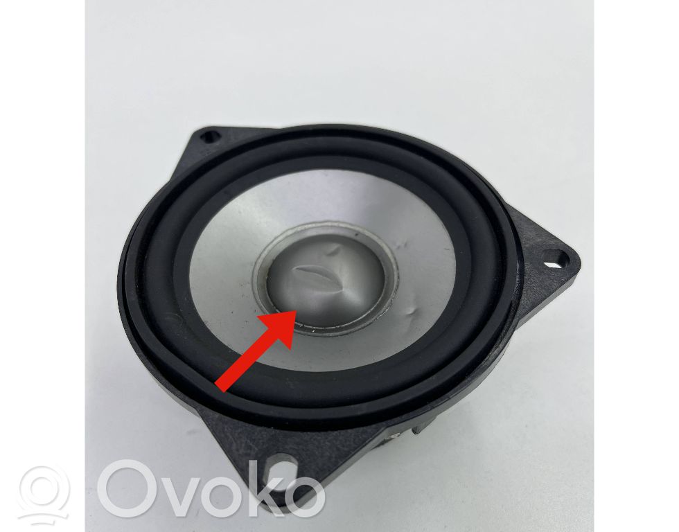 Enceinte de porte arrière   9144975