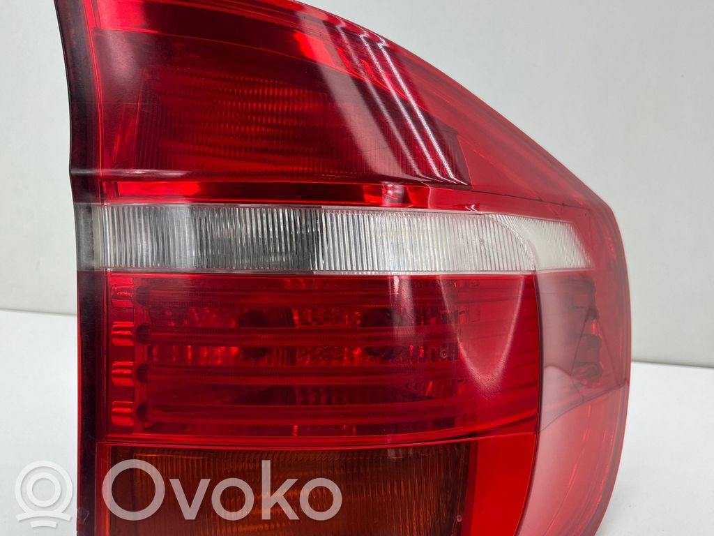 Rear/tail lights   7200818