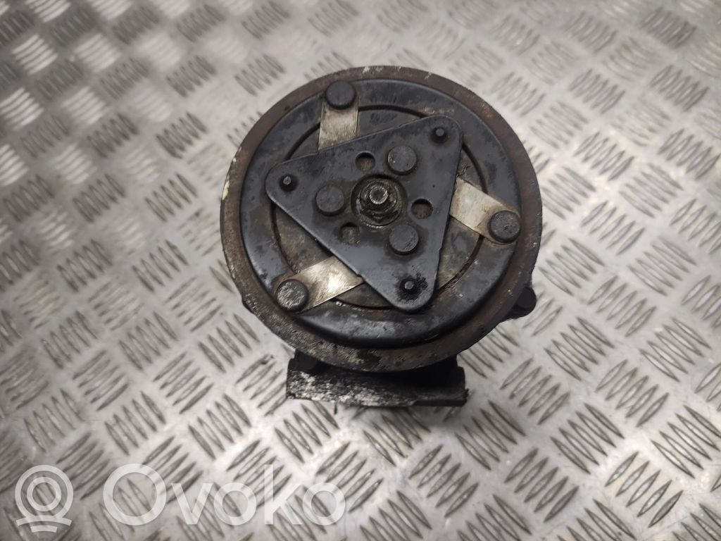 Ford Focus C-MAX Air conditioning (A/C) compressor (pump) 