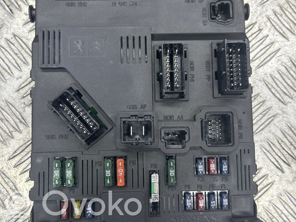 Peugeot 206 Comfort/convenience module 