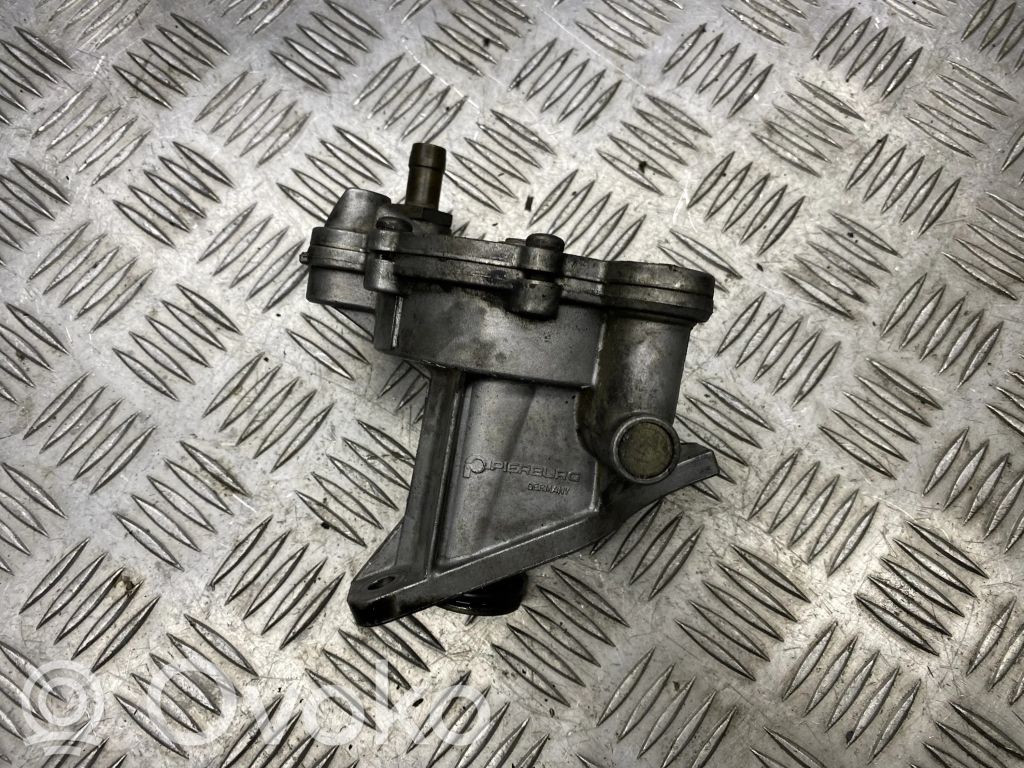 Volvo V70 Vacuum pump 