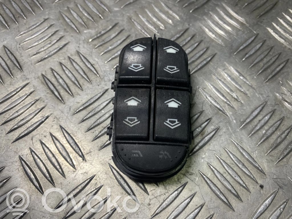 Ford Focus Electric window control switch 