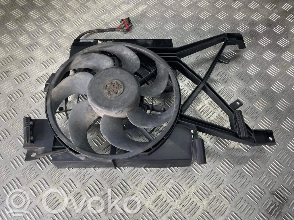 Opel Vectra B Osłona wentylatora chłodnicy 