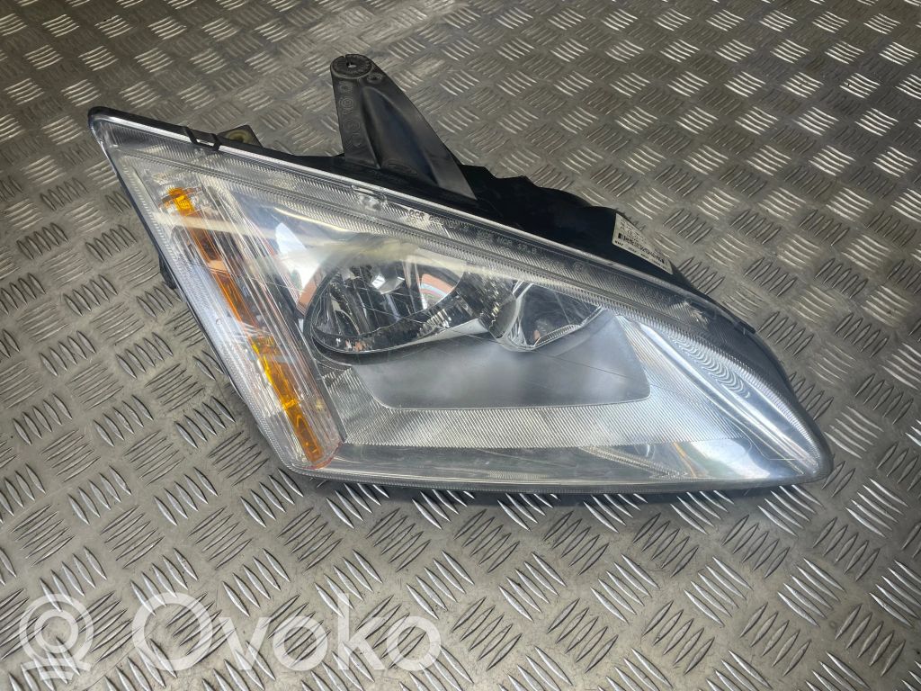 Ford Focus Headlight/headlamp 