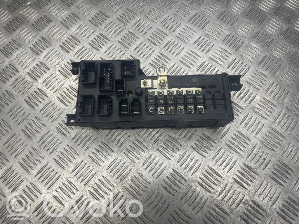 Volvo V70 Fuse module 