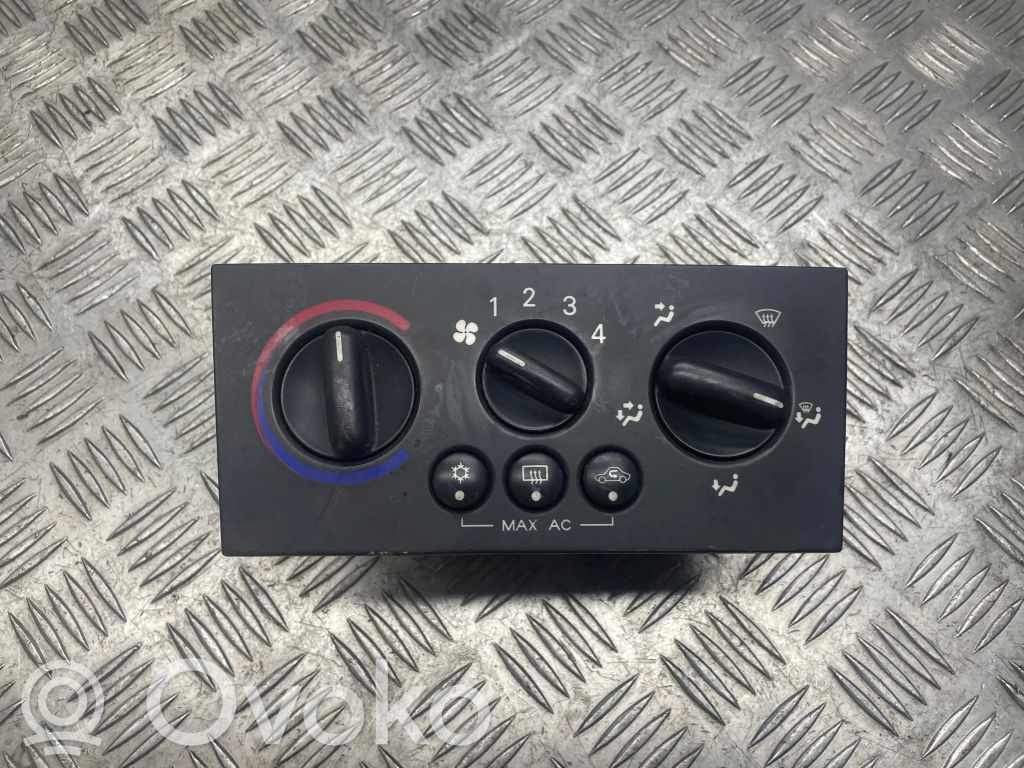 Opel Meriva A Climate control unit 