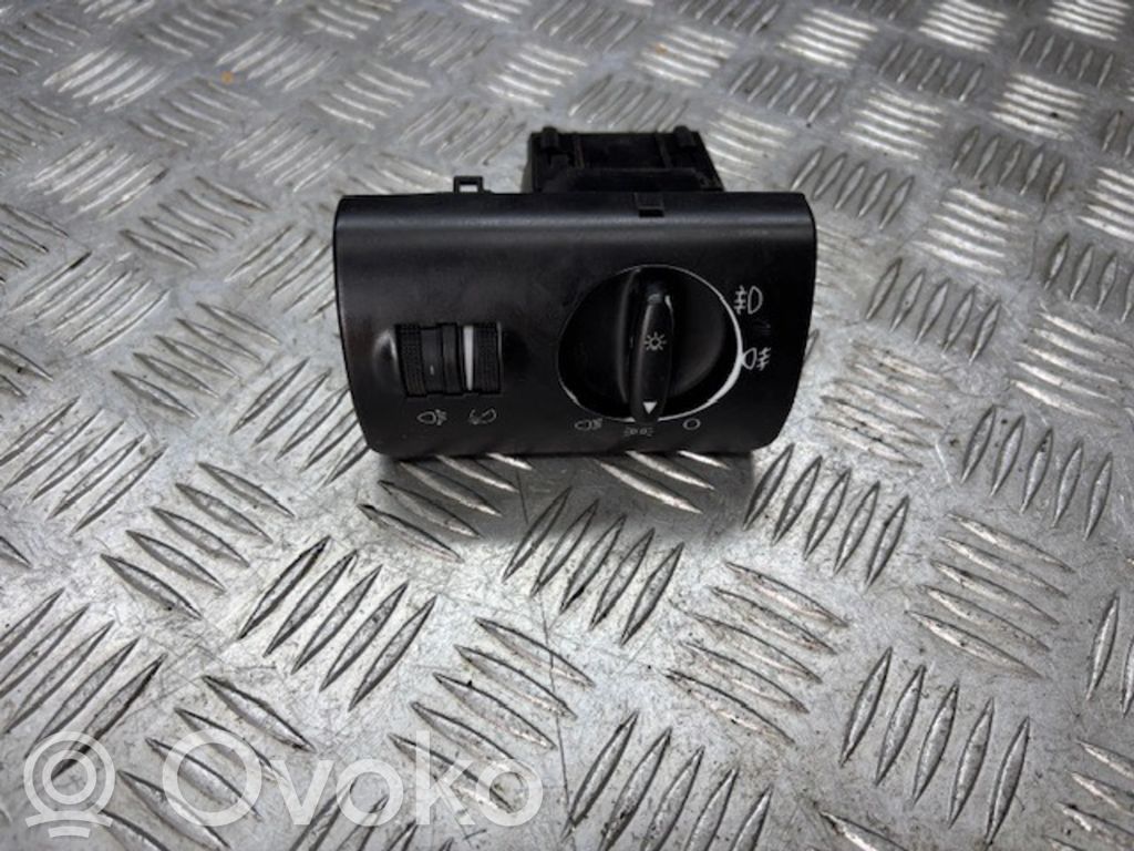 Interruptor de luz   4B1941531C,11CK0960