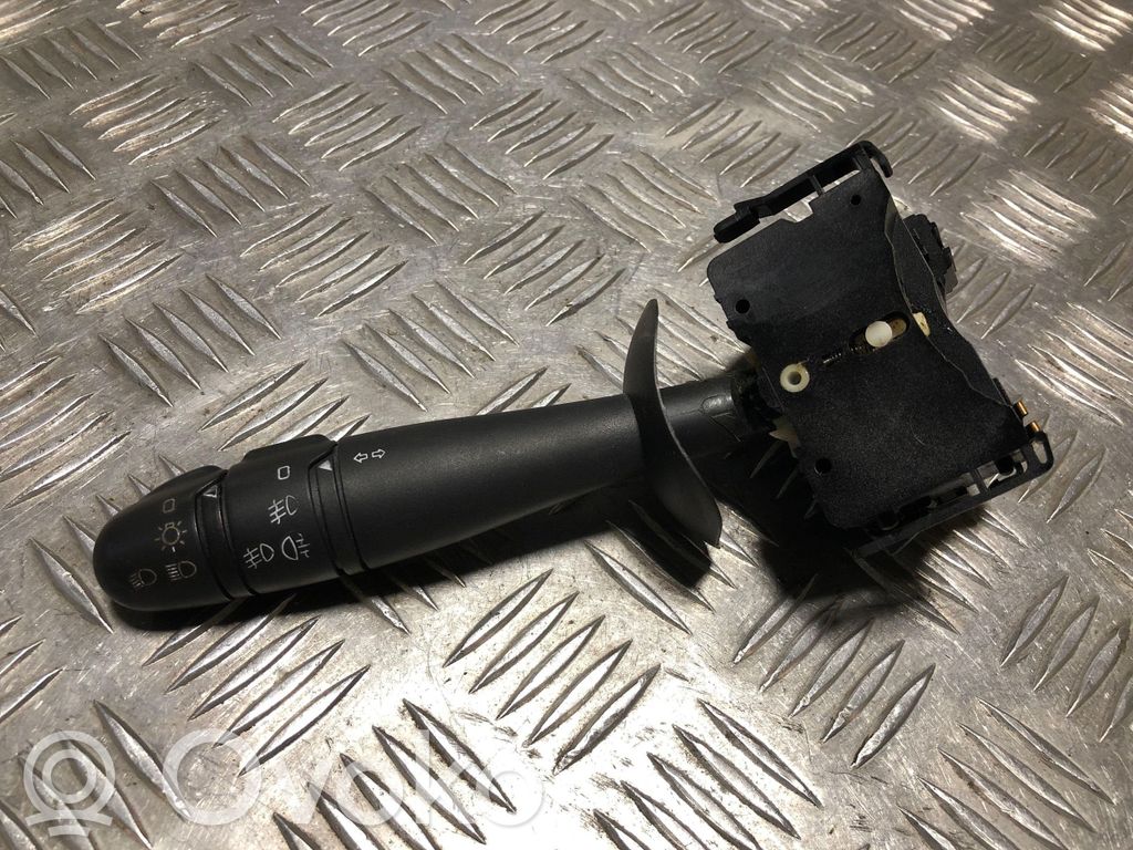 Renault Laguna II Wiper control stalk 