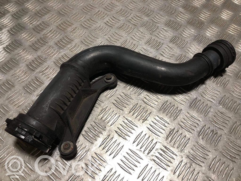 Volkswagen Touran I Intercooler hose/pipe 
