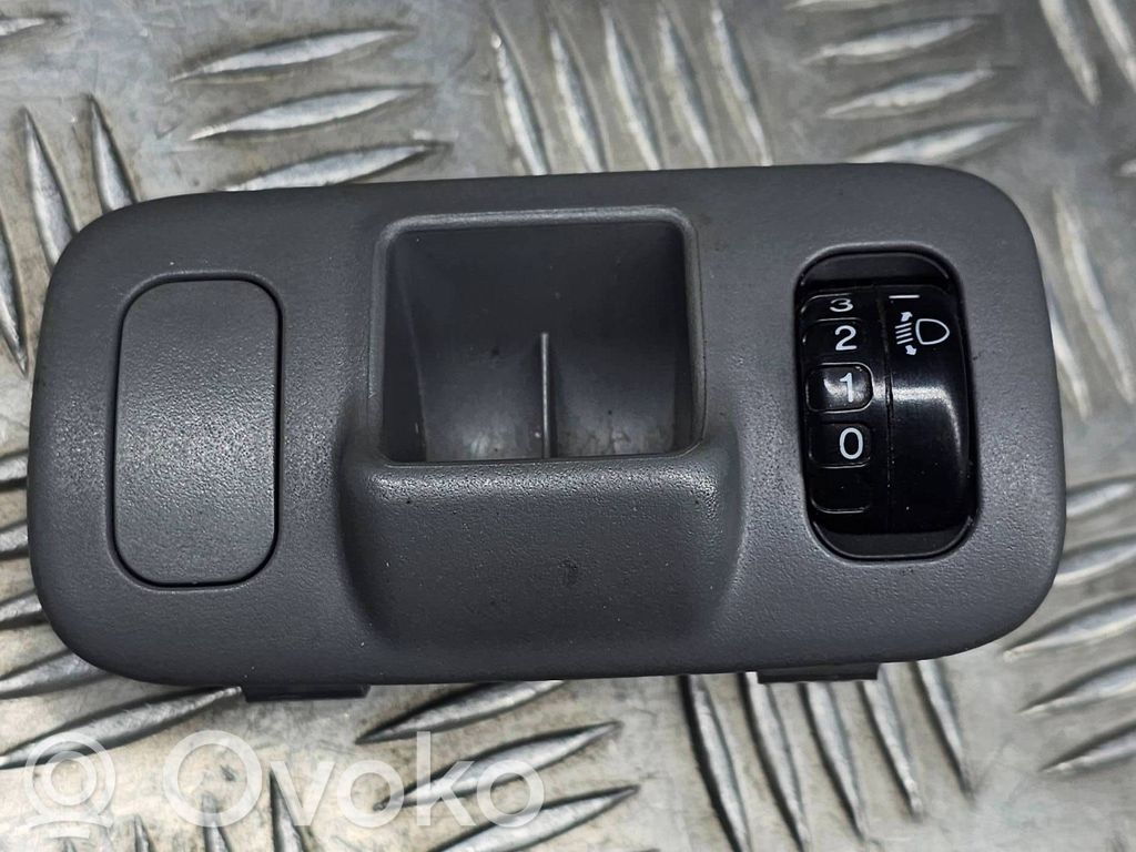 Toyota Yaris Headlight level height control switch 