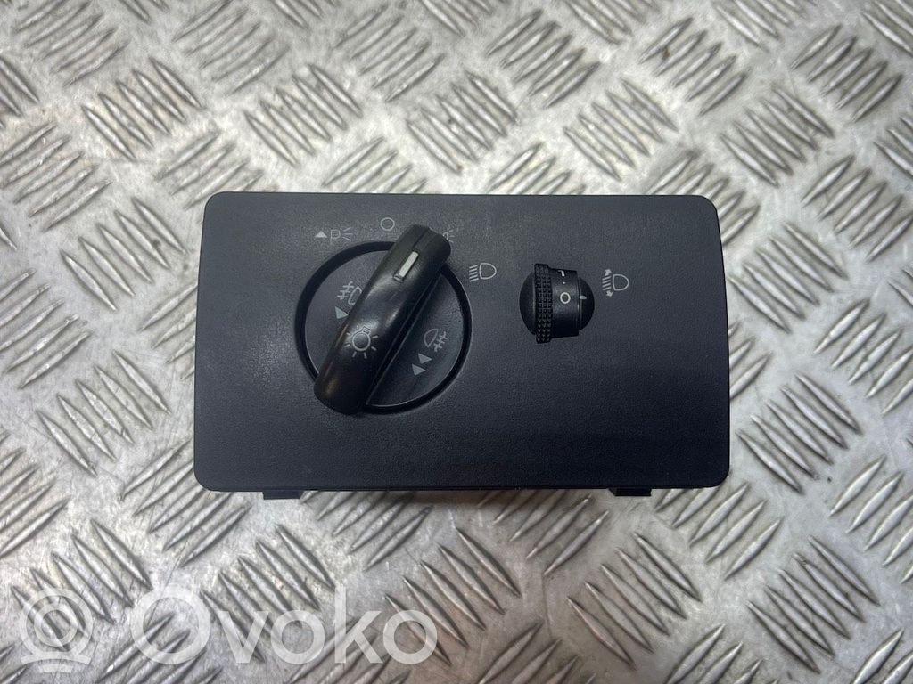 Ford Mondeo Mk III Light switch 