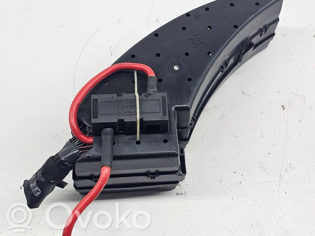 Jaguar S-Type Fuse module 