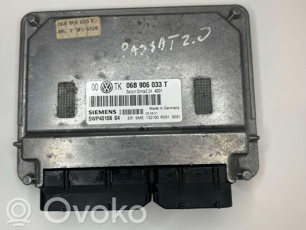Volkswagen PASSAT B5 Engine control unit/module 