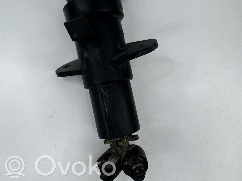 BMW 7 E65 E66 Headlight washer spray nozzle 