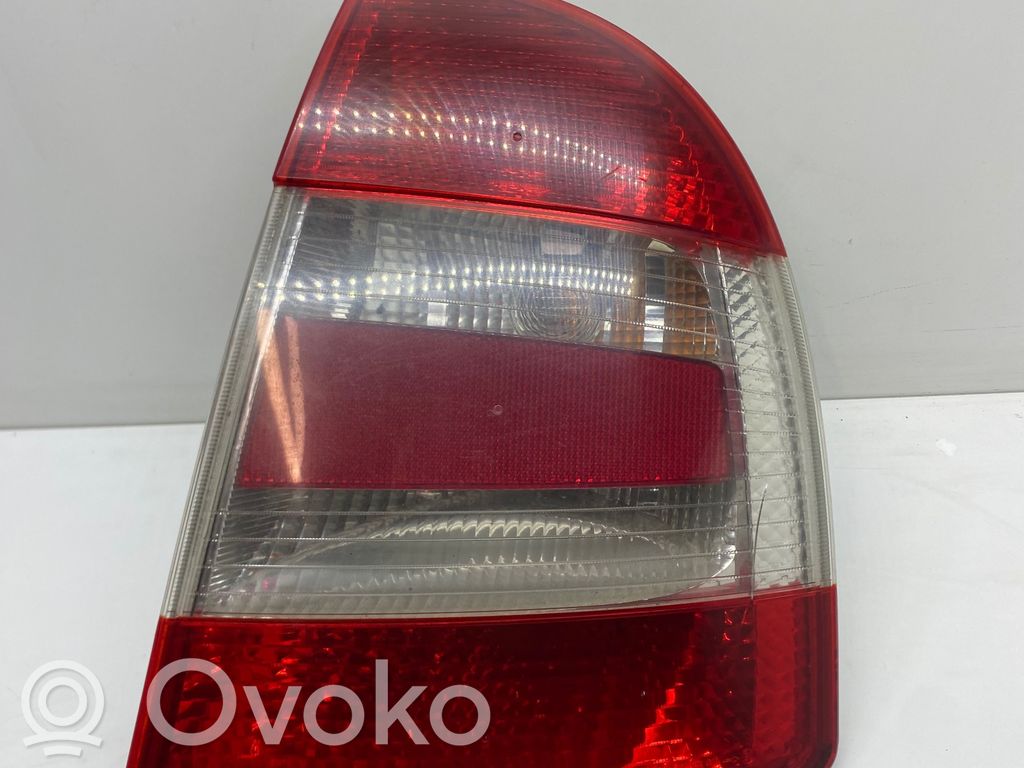 Skoda Superb B5 (3U) Lampă spate în caroserie 