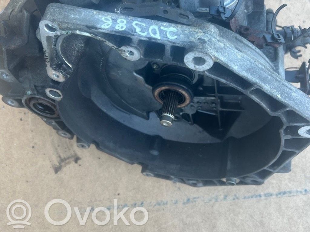 Opel Meriva B Scatola del cambio manuale a 6 velocità 