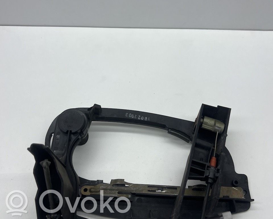 BMW 7 E65 E66 Front door exterior handle/bracket 