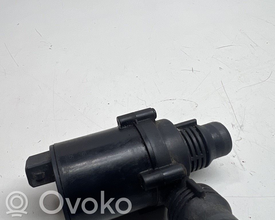 BMW 5 E60 E61 Pompe à eau de liquide de refroidissement 